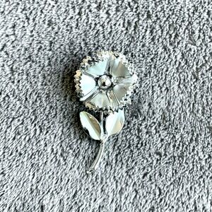 Vintage Silver Floral Design Brooch Pins Flower